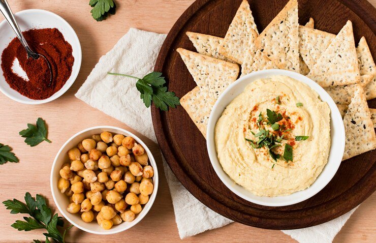 Whole Grain Crackers with Hummus